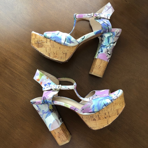 Dolce Vita Floral Baxter High Heel T-Strap Sandal - Picture 5 of 8